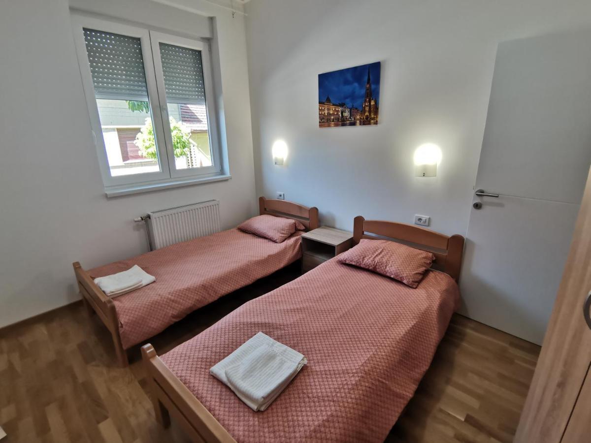 Magi Apartments Novi Sad Luaran gambar